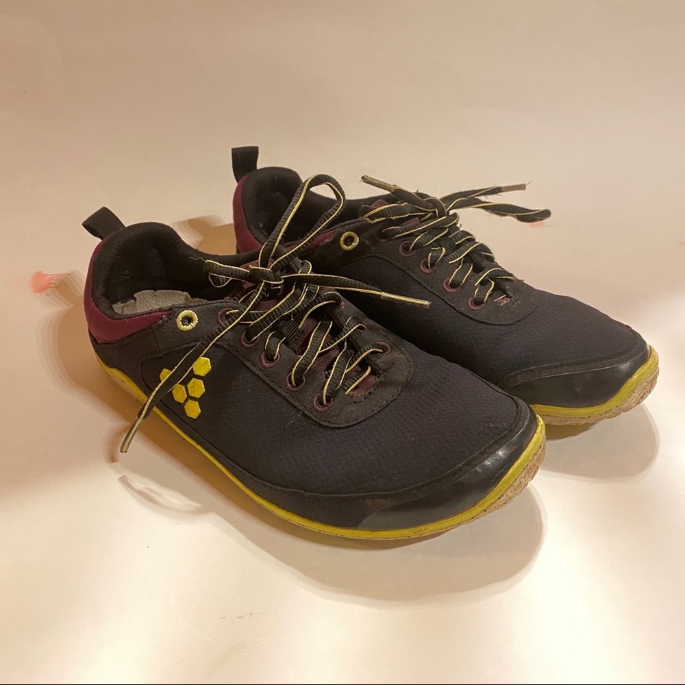 Vivid barefoot running shoes size 7/37
